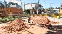 Bairros ficam sem água após rompimento de adutora 
