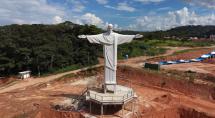 Parque aquático AquaMais apresenta escultura de Cristo Redentor de 25 metros